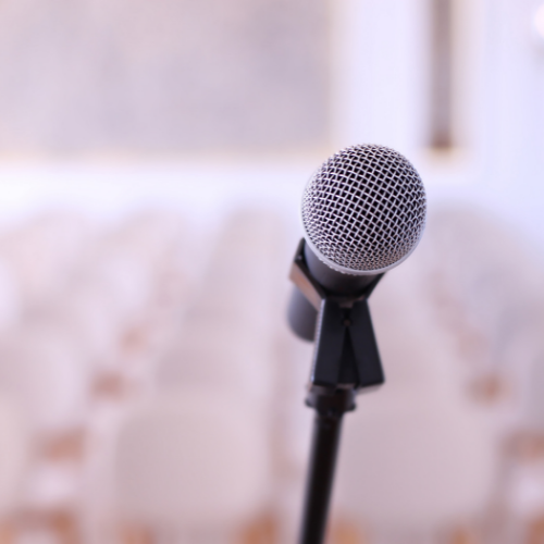 Microphone for speech