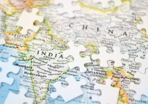 中印-所有增长故事都建立在基础设施之上吗？