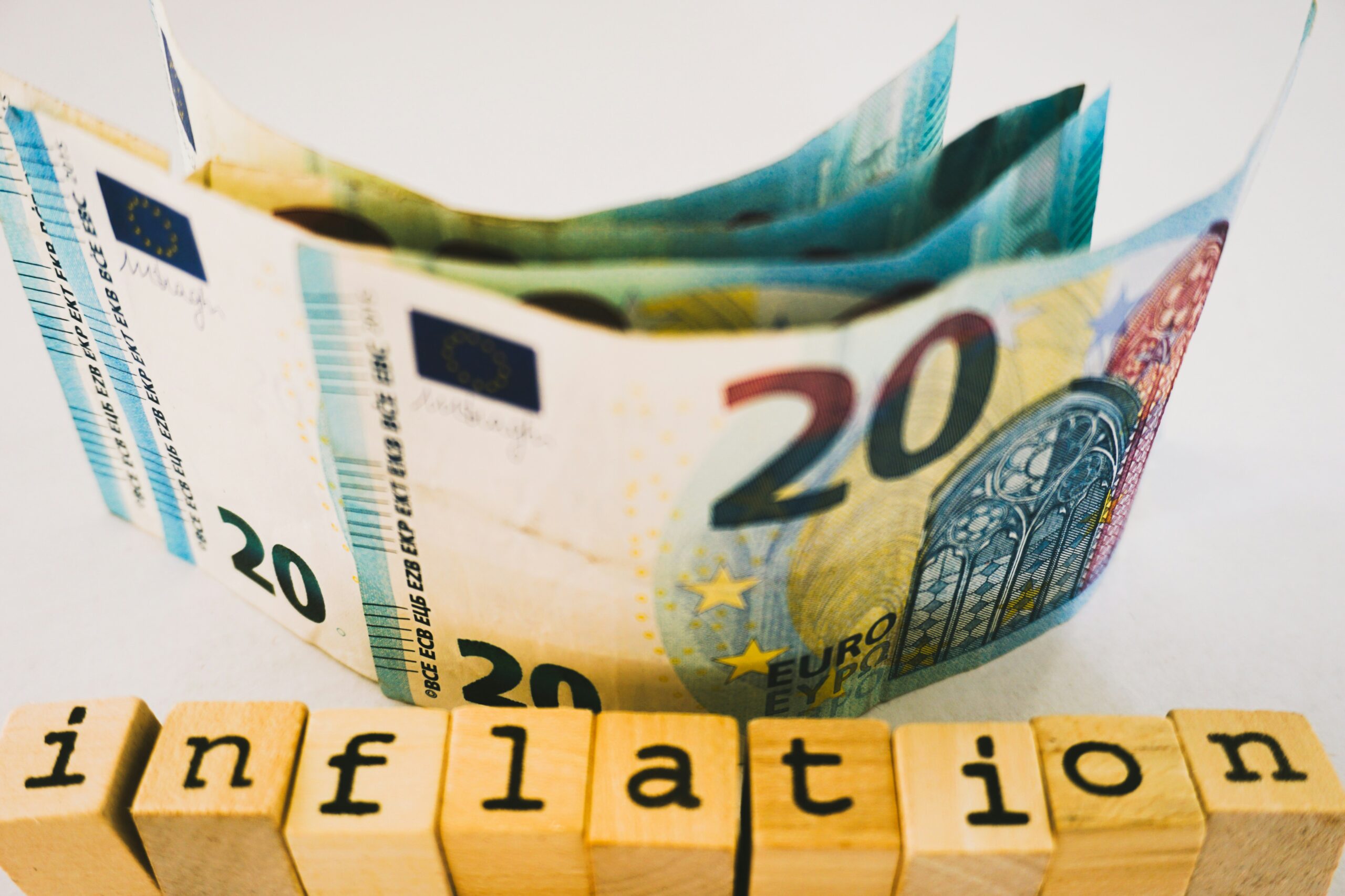 Supply pressures resurface in Eurozone